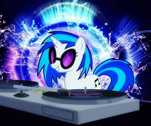 DJ TURK